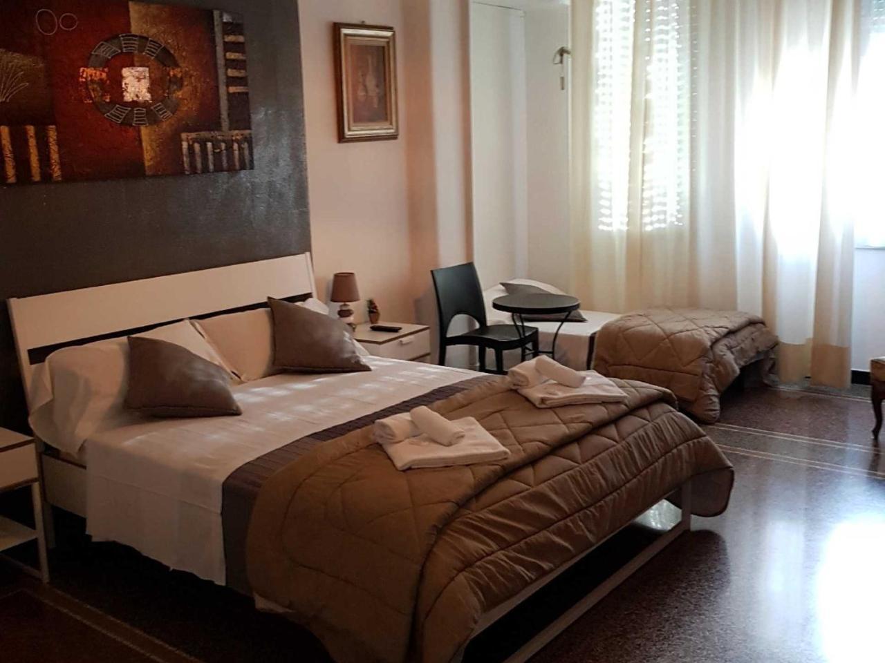 Central Rooms جنوة المظهر الخارجي الصورة